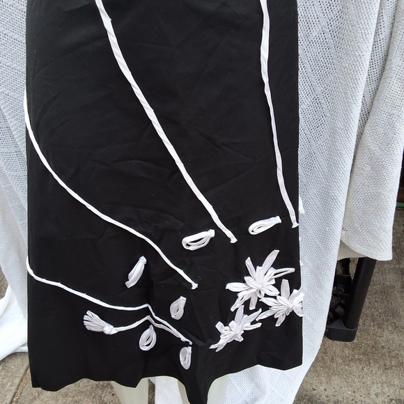 Allison Taylor 3D Deco skirt 14 - Picture 2 of 13